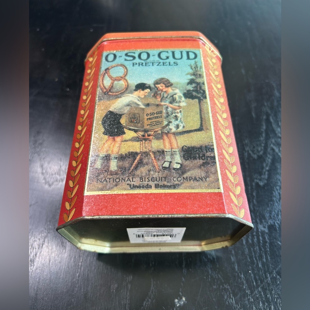 O-So-Gud Pretzels Tin Uneeda Bakers- retro inspired Tin- some wear, side damage